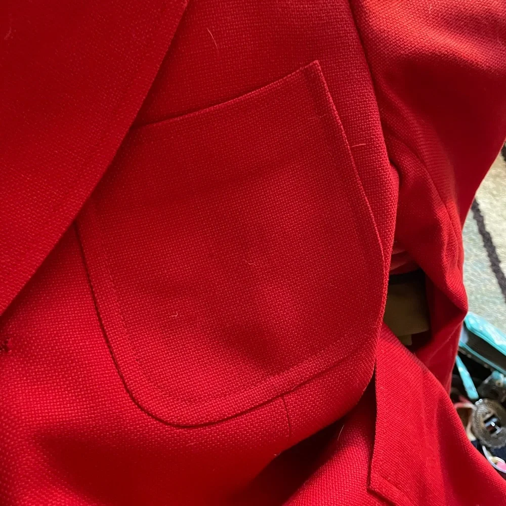 Lacoste vintage vibrant red twill  blazer.  No size or fabric content. Gorgeous. - Picture 12 of 14